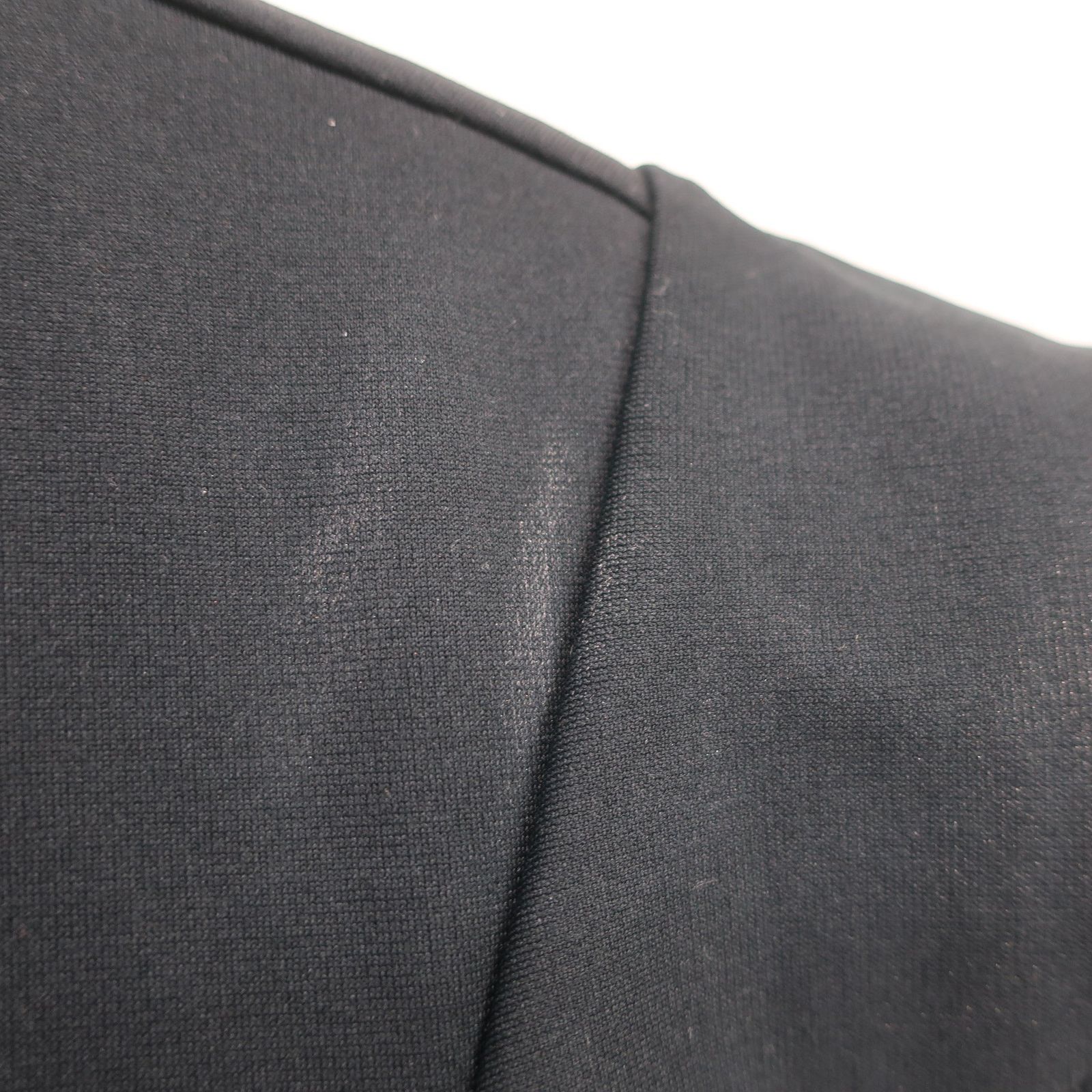 美品】DESCENTE(デサント) フリルハーフジップシャツ 黒 レディース S