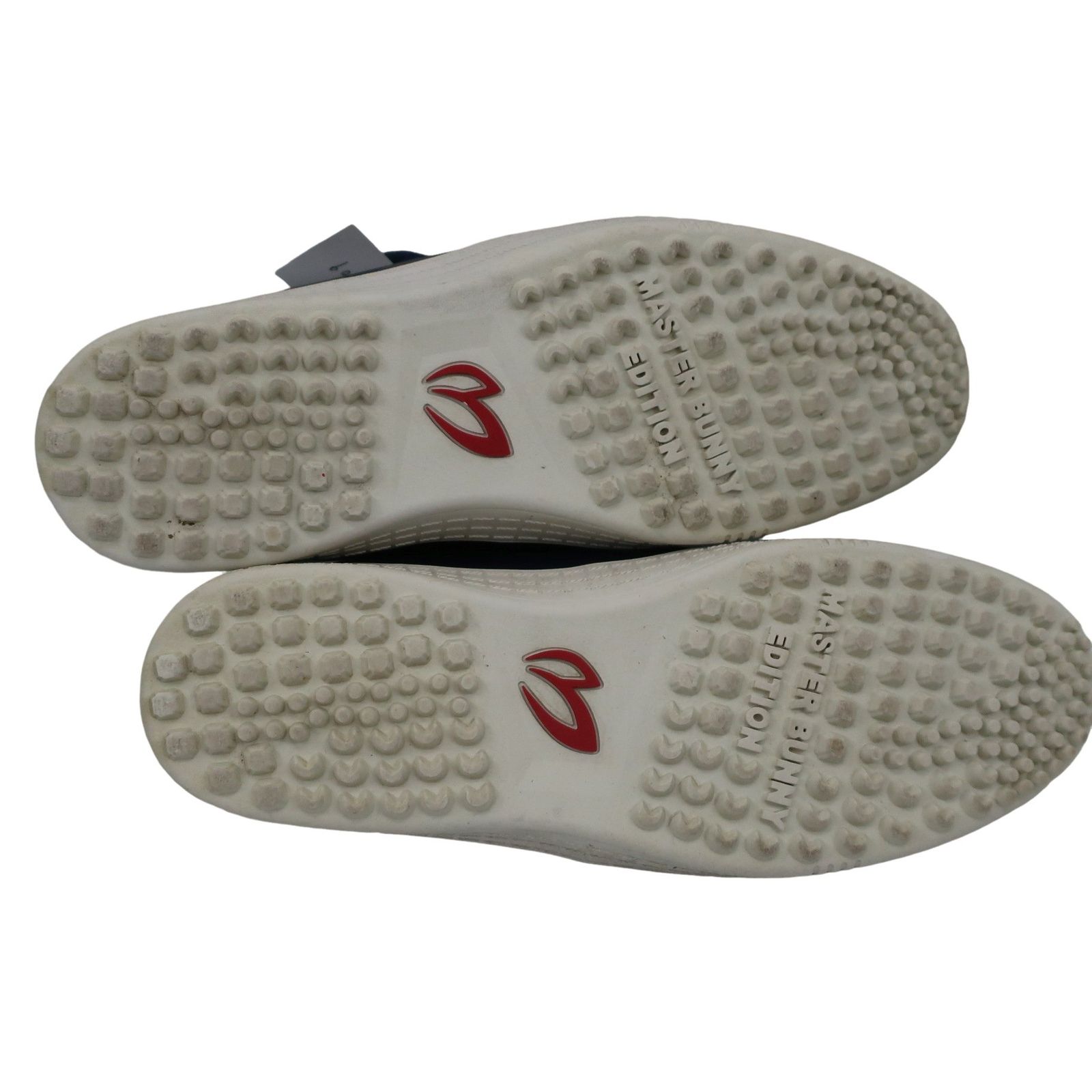 【新古品】 マスターバニー スパイクレス ゴルフシューズ 24cm マスターバニー ゴルフシューズ スパイクレス パーリーゲイツ☆23.5