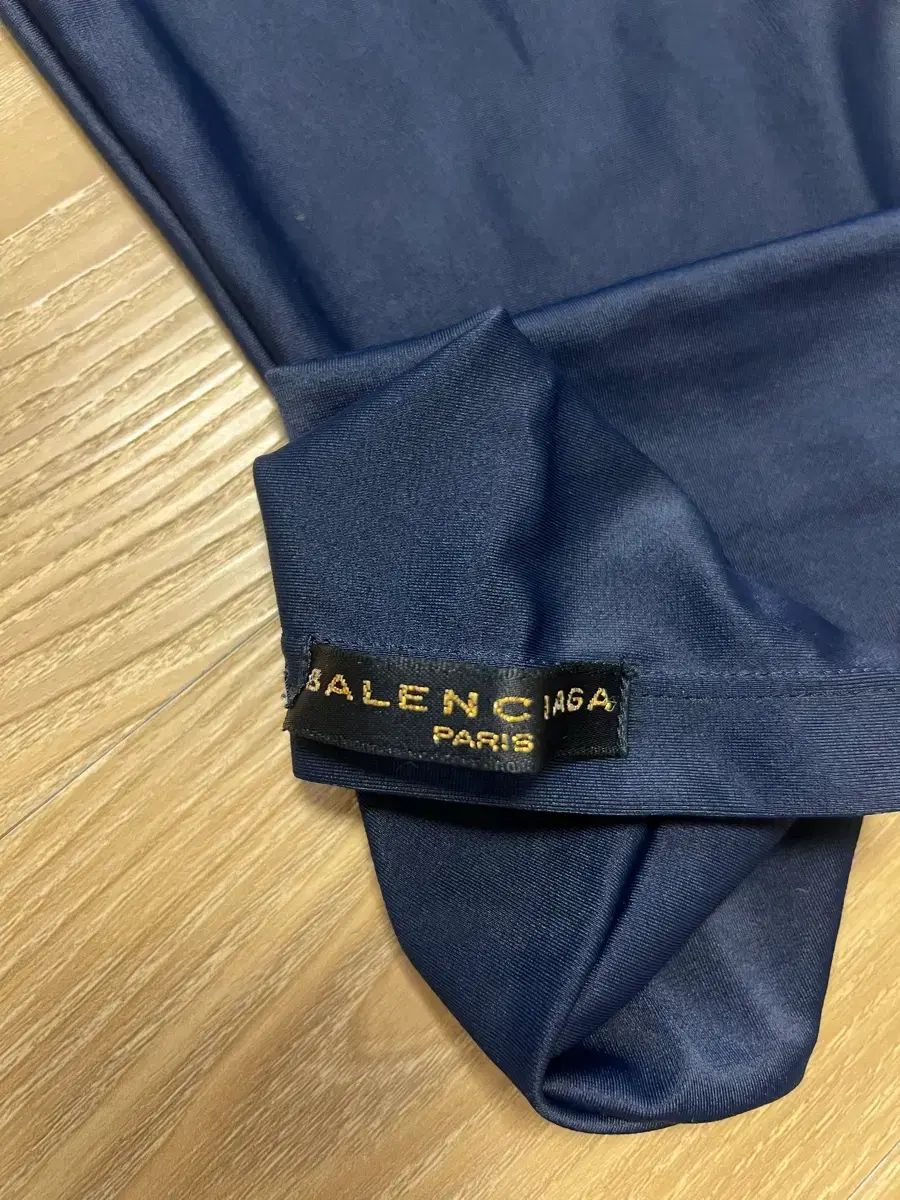 トレーナー ズボン