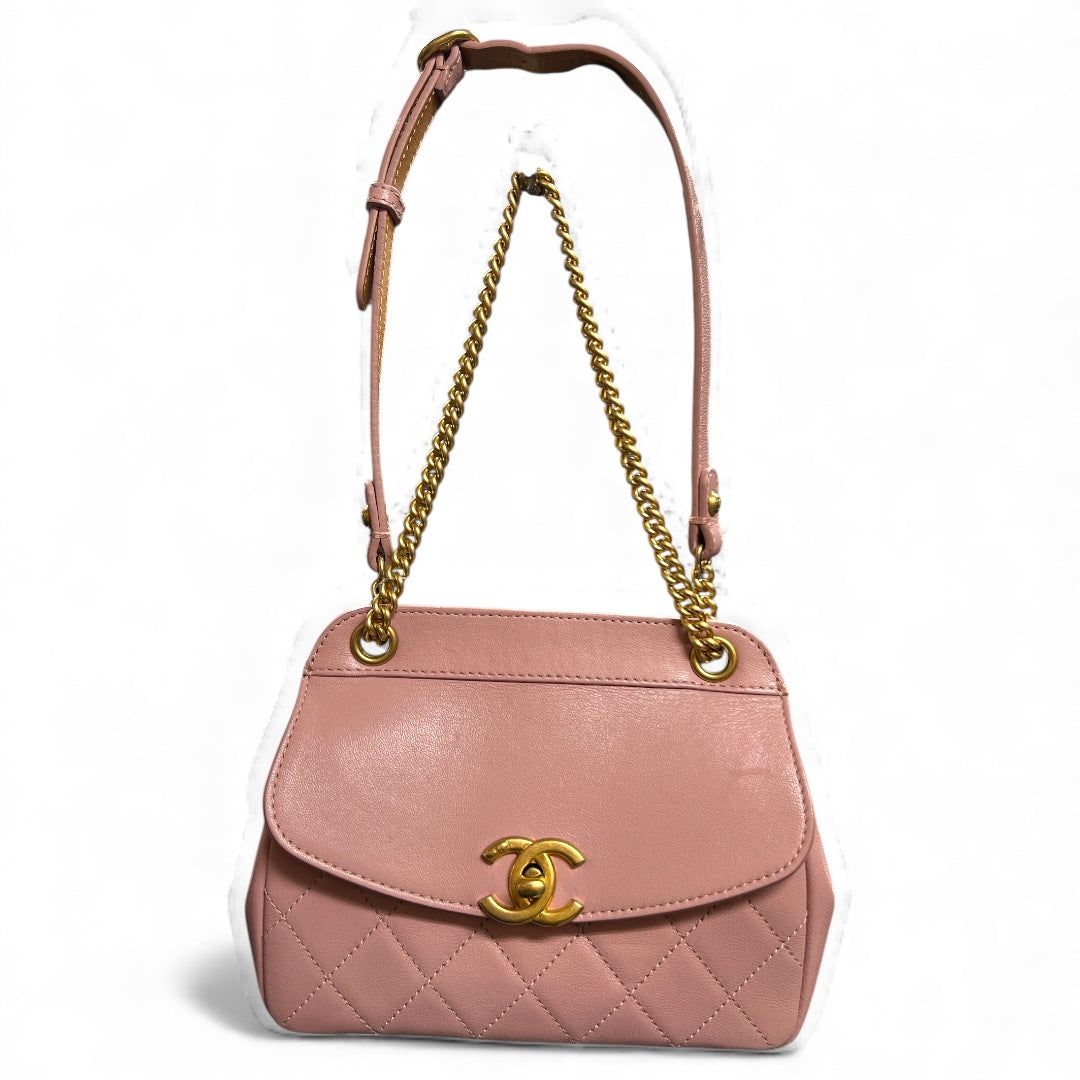 CHANELミニマトラッセ チェーンショルダーバック CH1986 - メルカリ