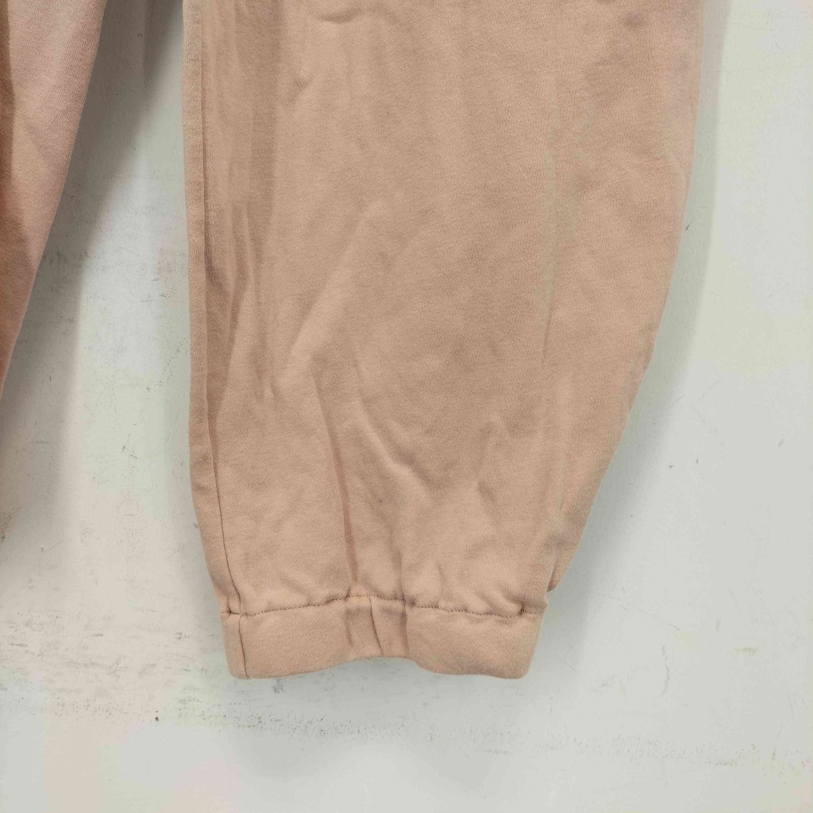 LULU ギャザースウェットパンツ