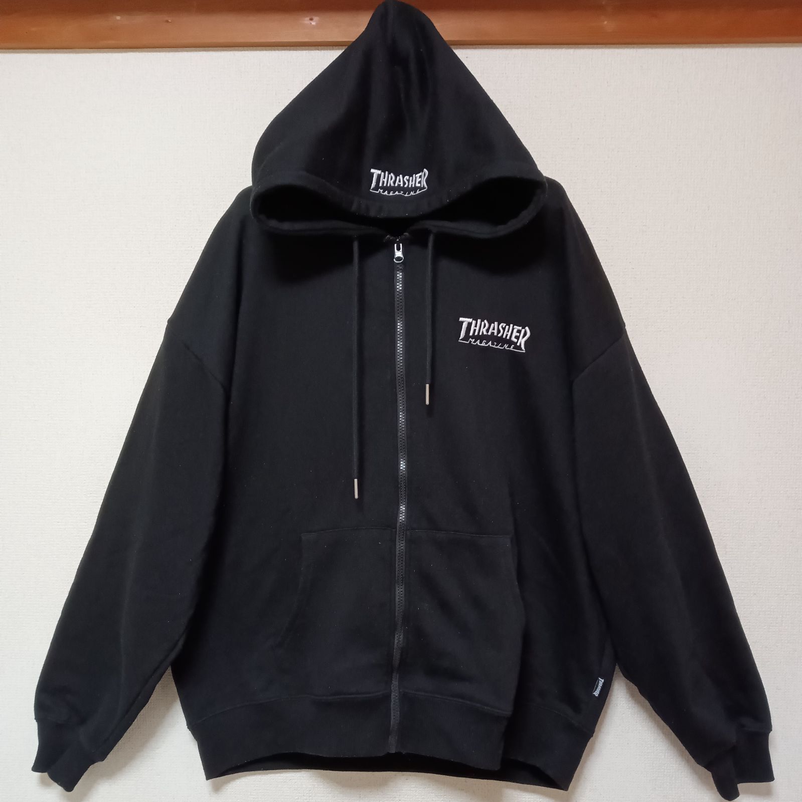 THRASHERスラッシャージップパーカーブラックサイズX-Large - メルカリ