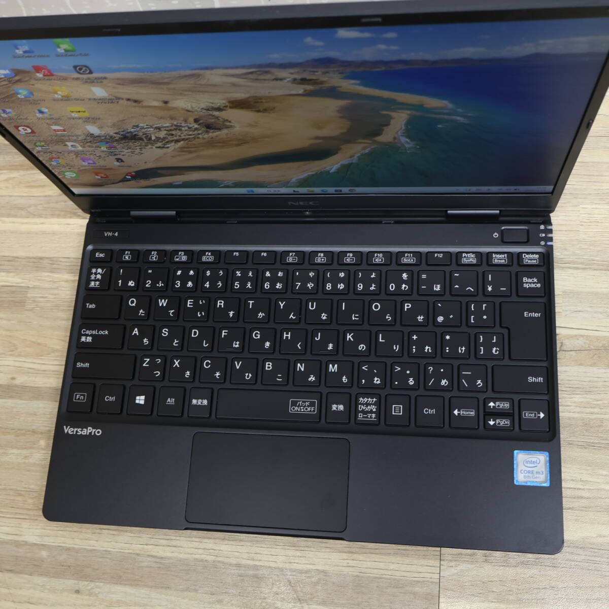 ☆超美品 SSD128GB☆VKA11H-4 Webカメラ Bluetooth 高解像度 Core m3