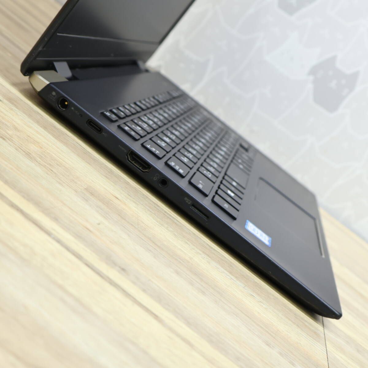 ノートPC ☆美品 高性能8世代i3！M.2 NVMeSSD256GB メモリ8GB☆