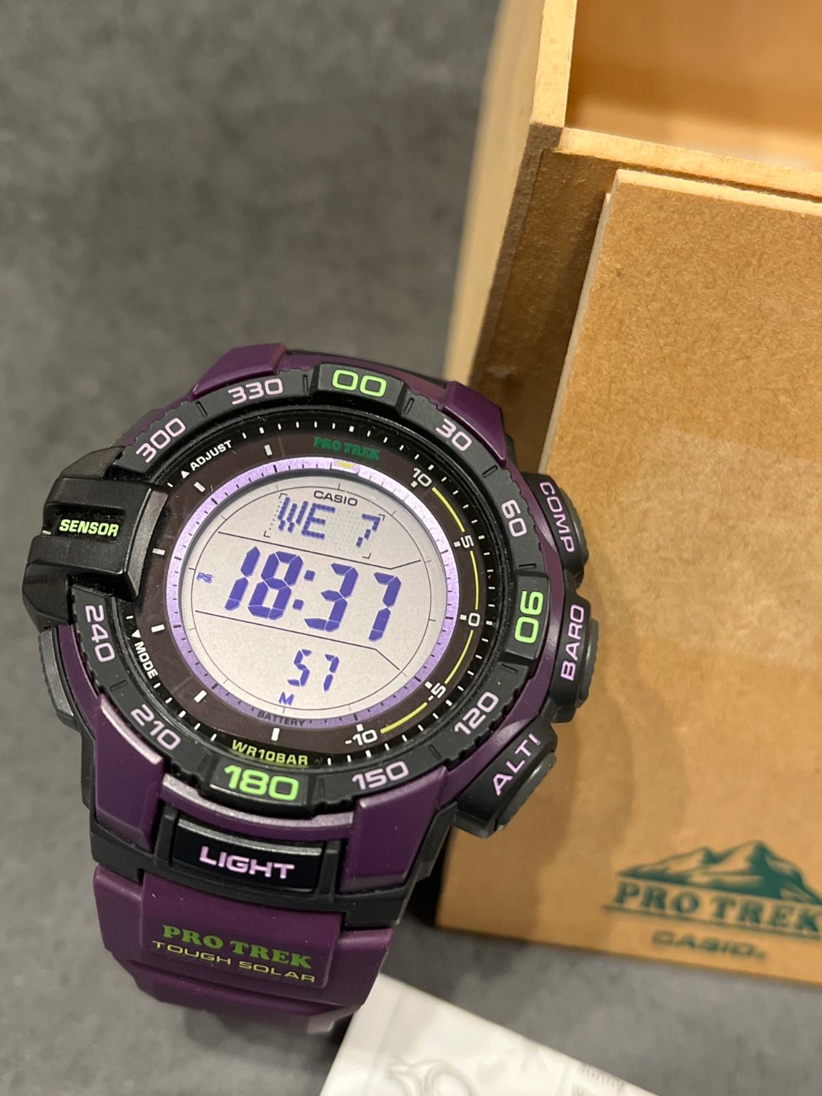PRO TREK PRG-270 ソーラー デジタル腕時計 パープル BUY Casio Protrek Ver 3 Triple Sensor Compass Solar Watch PRG-270