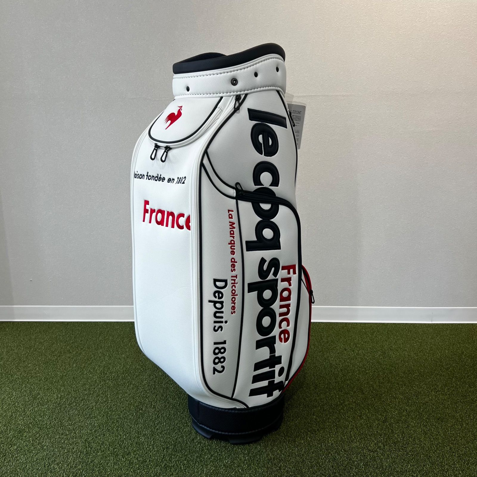 タグ付き le coq sportif ルコック キャディバッグ 9.5型 WHNV 定価35.200円 が 24.444円