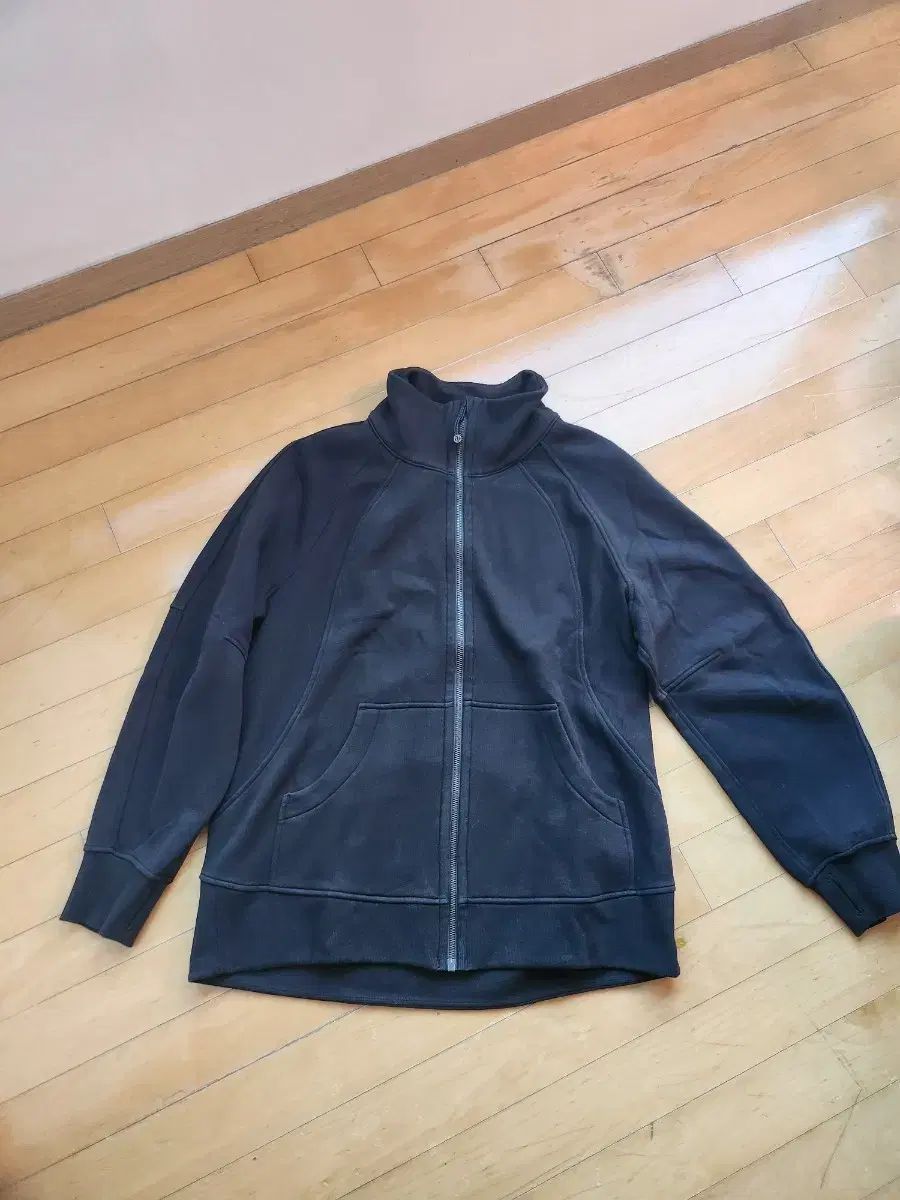 ルルレモン スクーバ M|L レディース