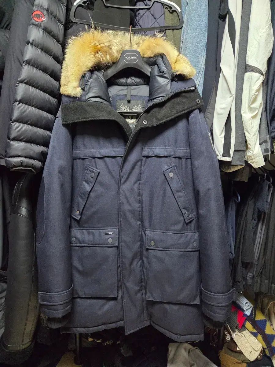 ノビス ヤテシ ネイビー カラー ダウン Mサイズ