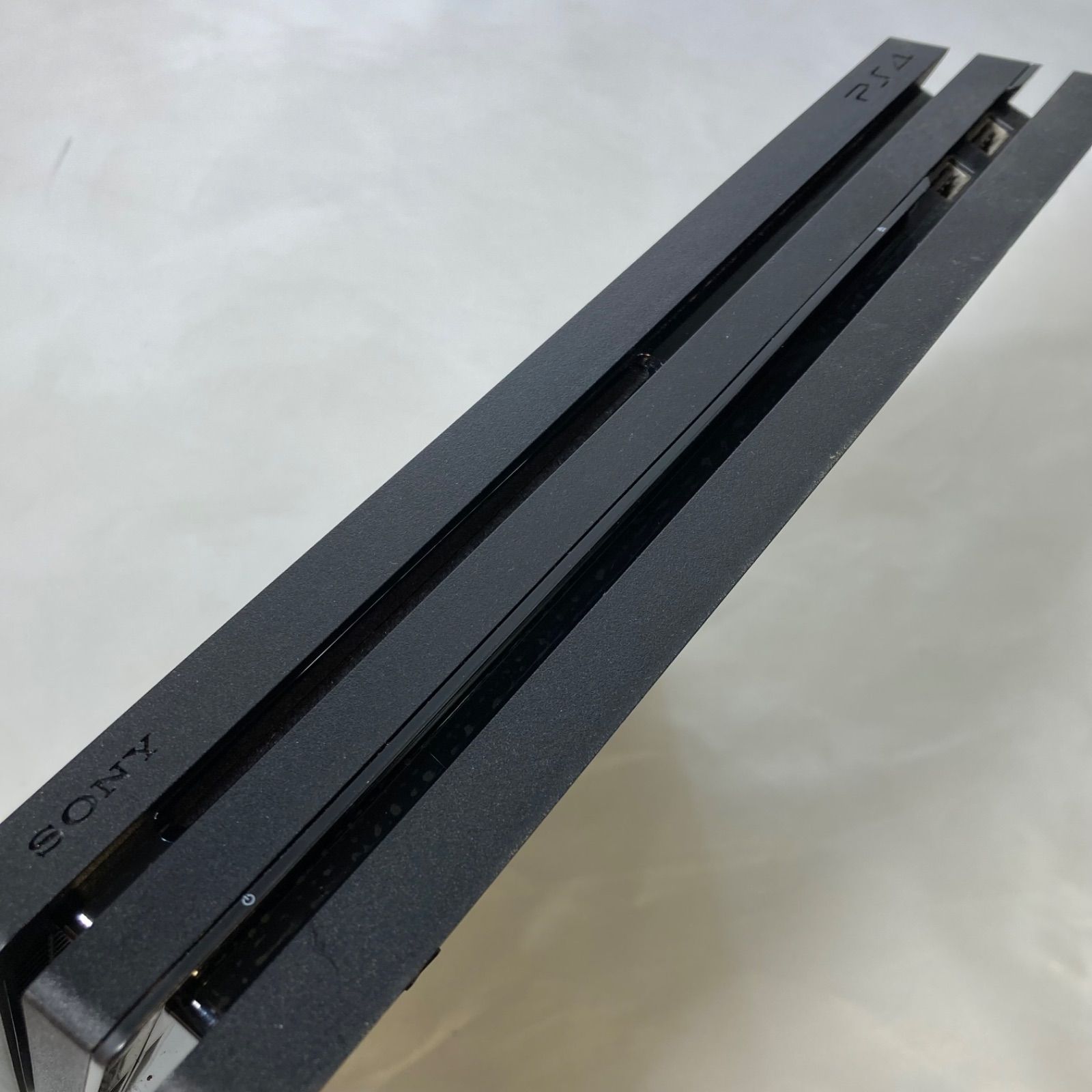 プレステ4 PS 4 Pro CUH 7000 B 本体のみ