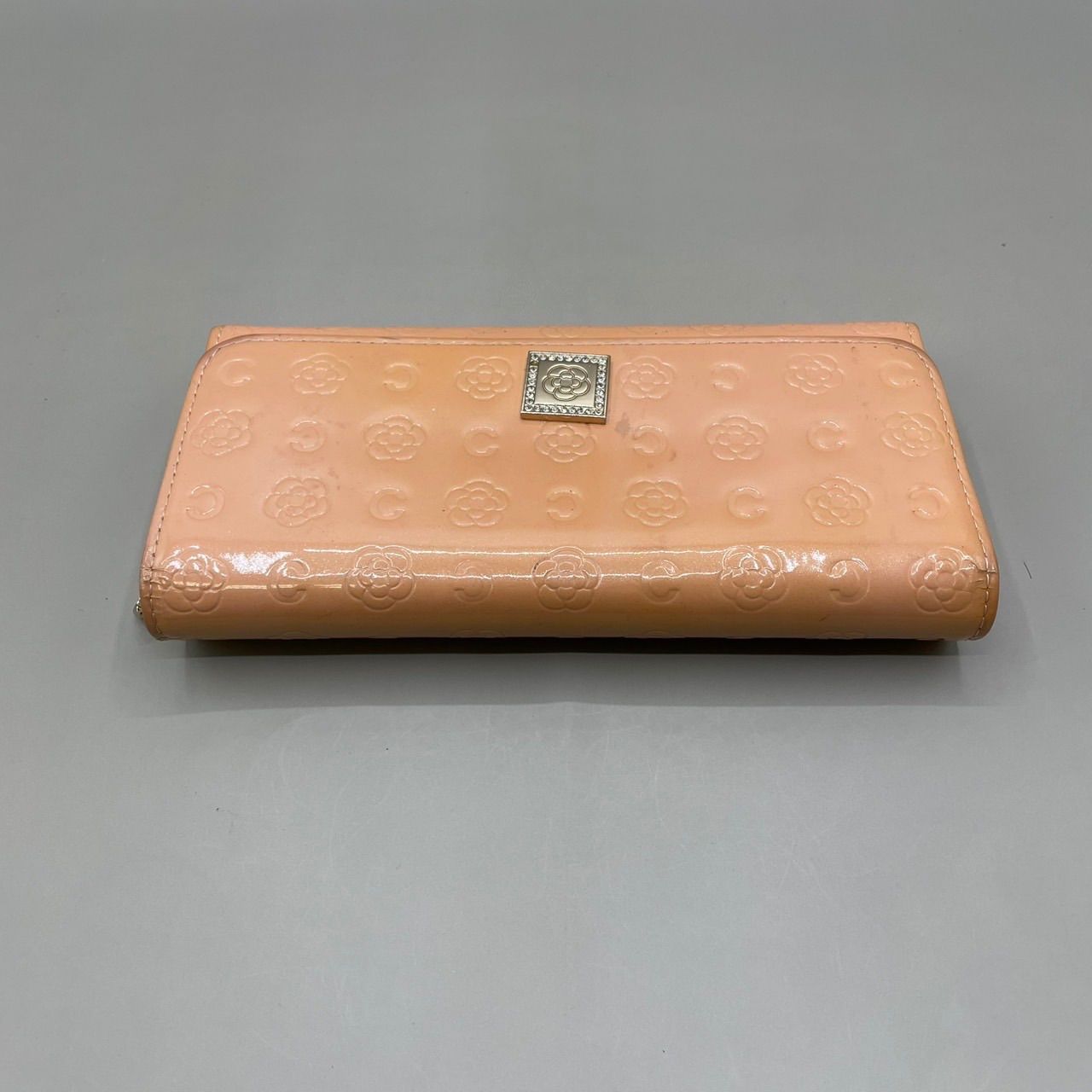 良品 CLATHAS クレイサス 長財布 ロングウォレット エナメル フラワー 