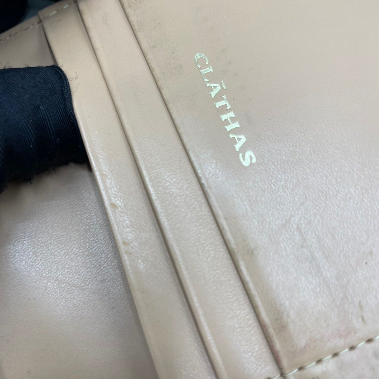 良品 CLATHAS クレイサス 長財布 ロングウォレット エナメル フラワー 