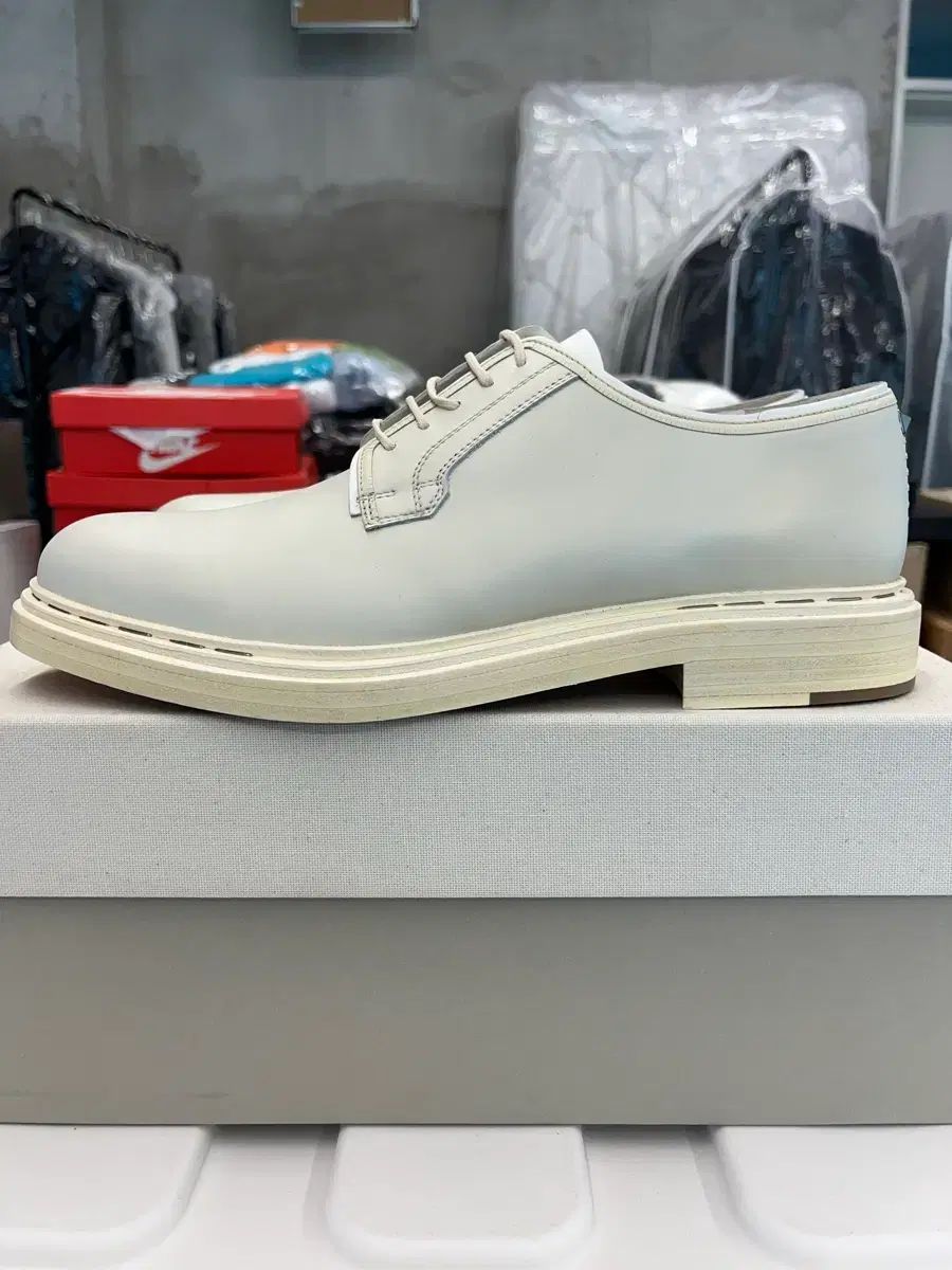 ヴァレンティノ バッグ スタッズ 靴 280