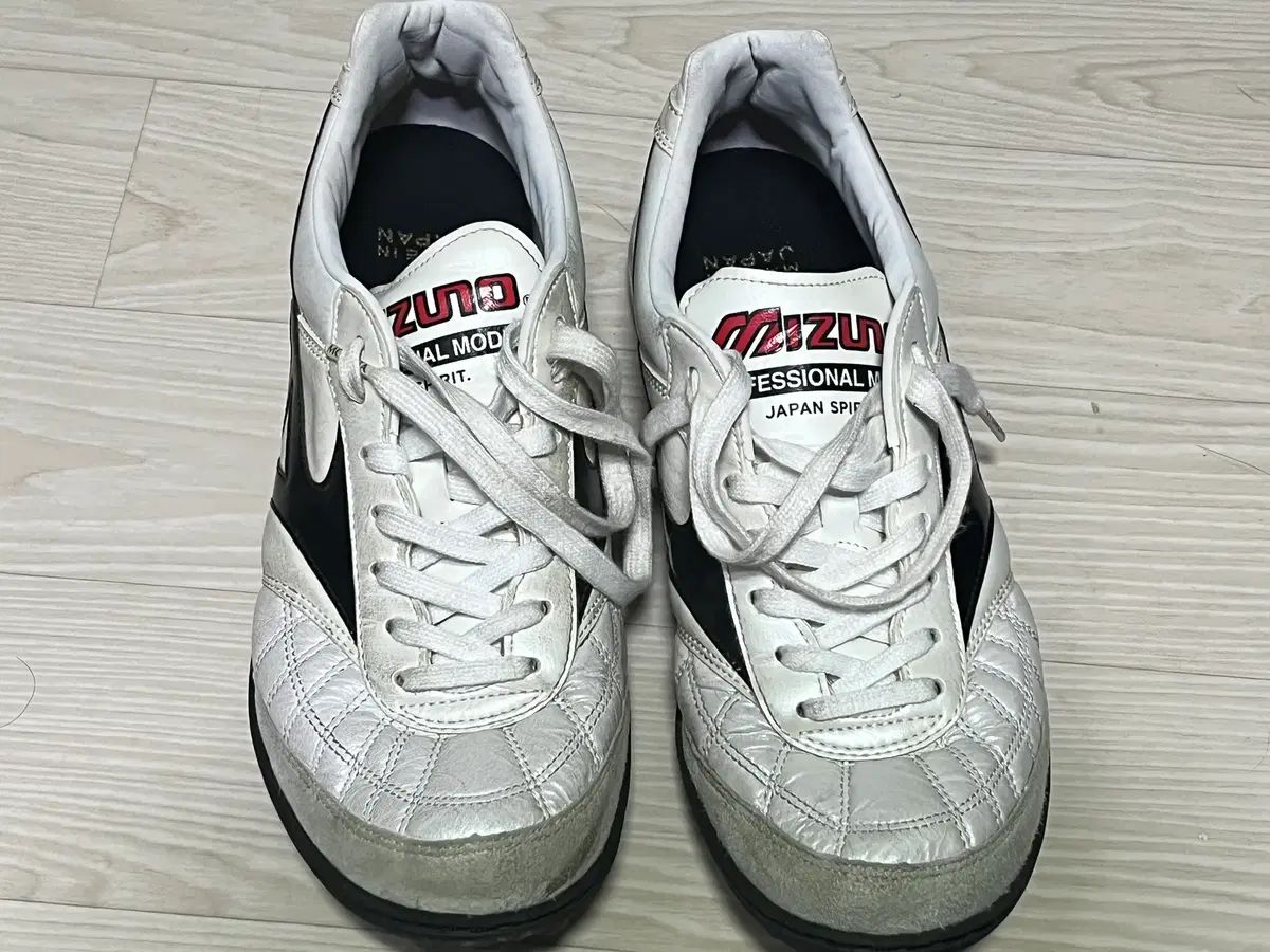 245 サッカーシューズ ミズノ モレリア サラ ジャパン TF