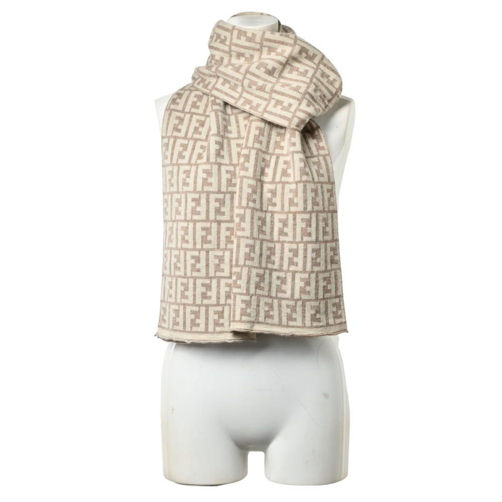 FENDI ヴィンテージ ズッカ柄 ウール マフラー - メルカリ
