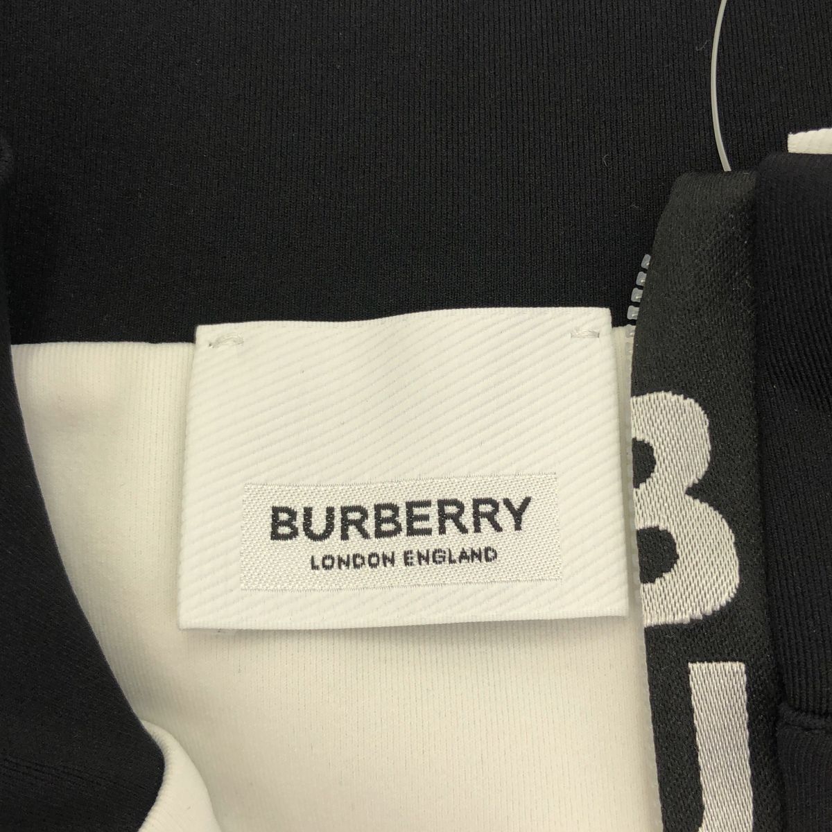 BURBERRY バーバリー ロゴトップス 8018926 ブラック S BURBERRY バーバリー ロゴトップス 8018926 ブラック S - メルカリ