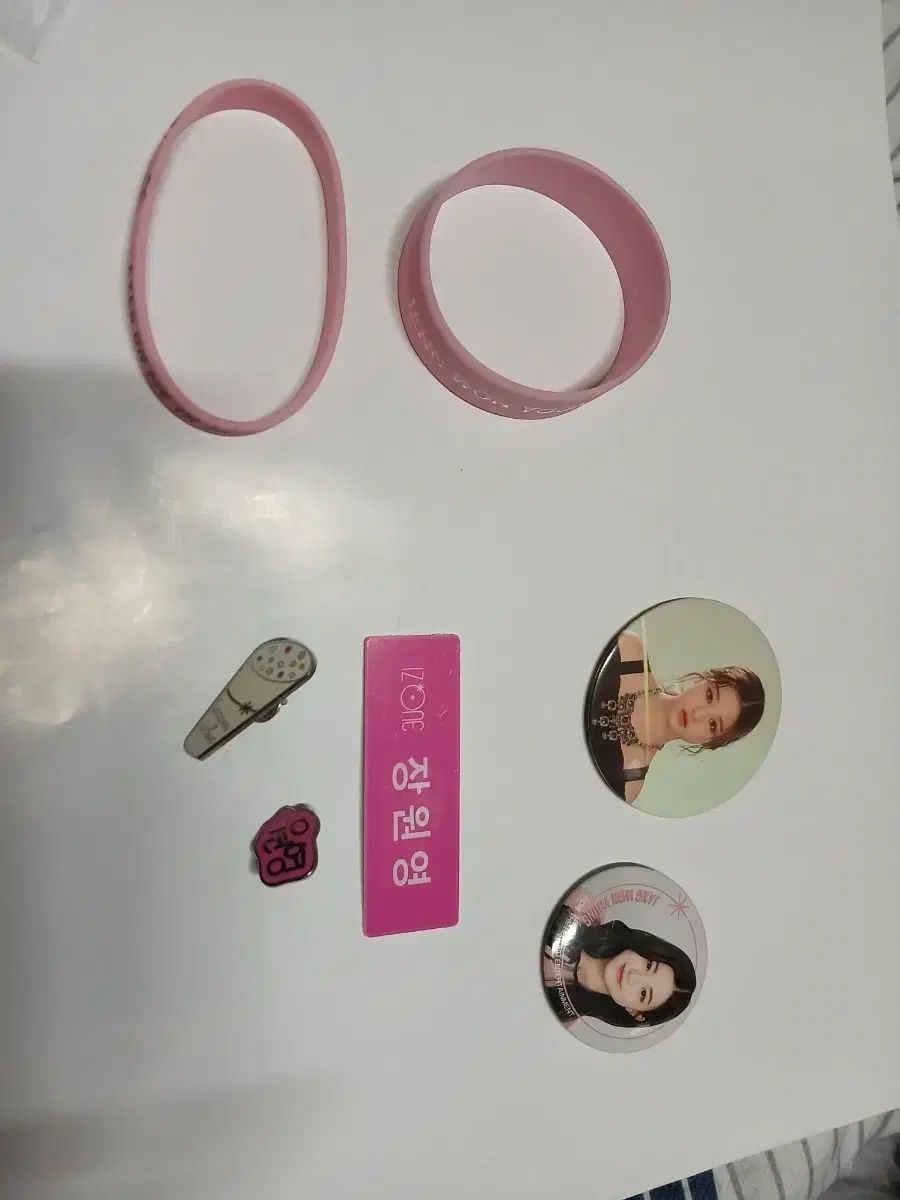 IZ ONE ウォニョン WONYOUNG チャンウォニョン グッズ コレクション ラバーバンド バッジ など