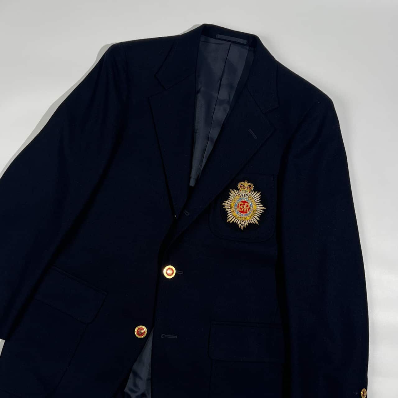 金ボタン J.PRESS ジェイプレス エンブレム 背抜き 段返3B テーラード