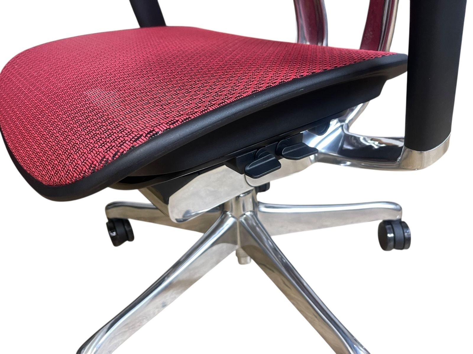  エルゴヒューマンプロ2 ハイタイプ DR Ergohuman Pro 2 High Type オフィスチェア メッシュ ブラック レッド 人間工学設計 高機能チェア 可動アーム 昇降リクライニング機能付き2197685 2 197 685 おしゃれ椅子 オフィスチェア ワークチェア 椅子 チェア