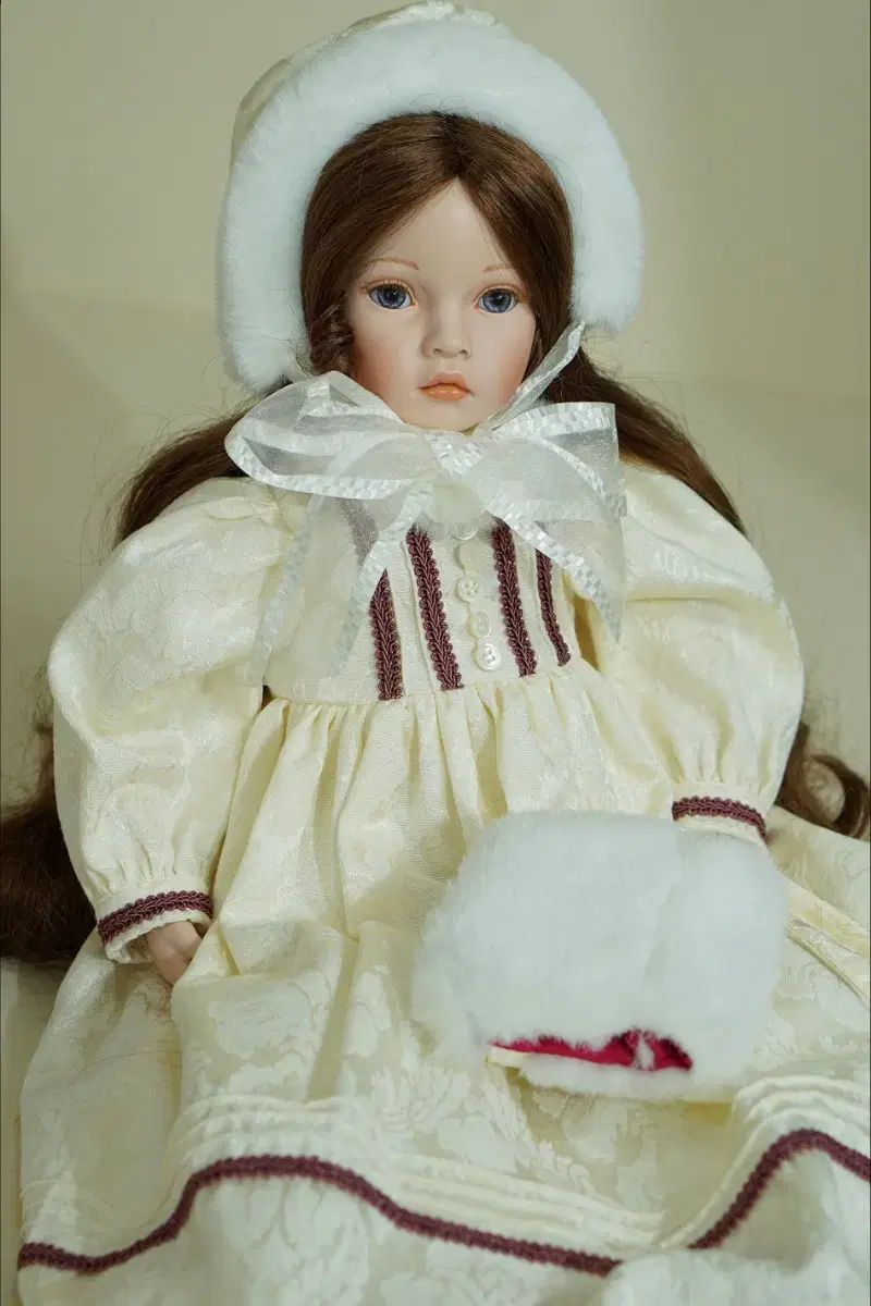 ポールリンドール アレクシス ポーセリンドール ポーセリンぬいぐるみ