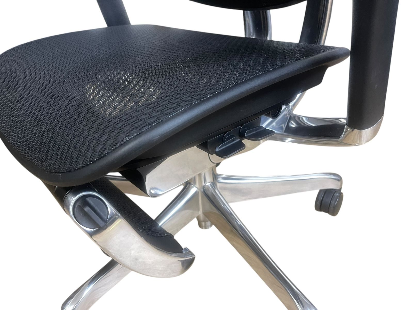 エルゴヒューマンプロ2 Ergohuman Pro 2 オットマン内蔵型 DR 高機能オフィスチェア メッシュ ブラック 人間工学設計 可動アーム 昇降リクライニング機能付き2197678 2197678 オフィスチェア ワークチェア 椅子 チェア 家具 インテリア