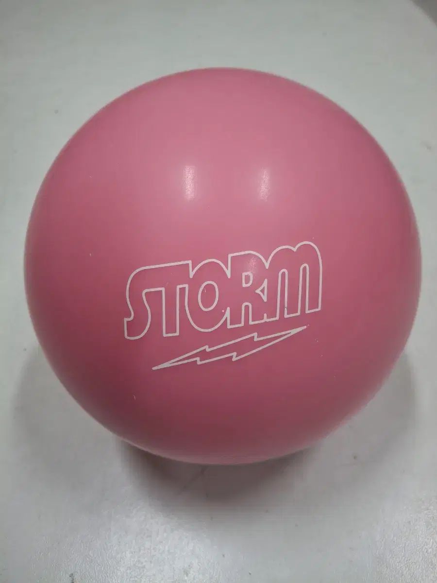 ボーリングボール-ストーム アイス 14 パウンド-スペアボール|復元 完了した ボール