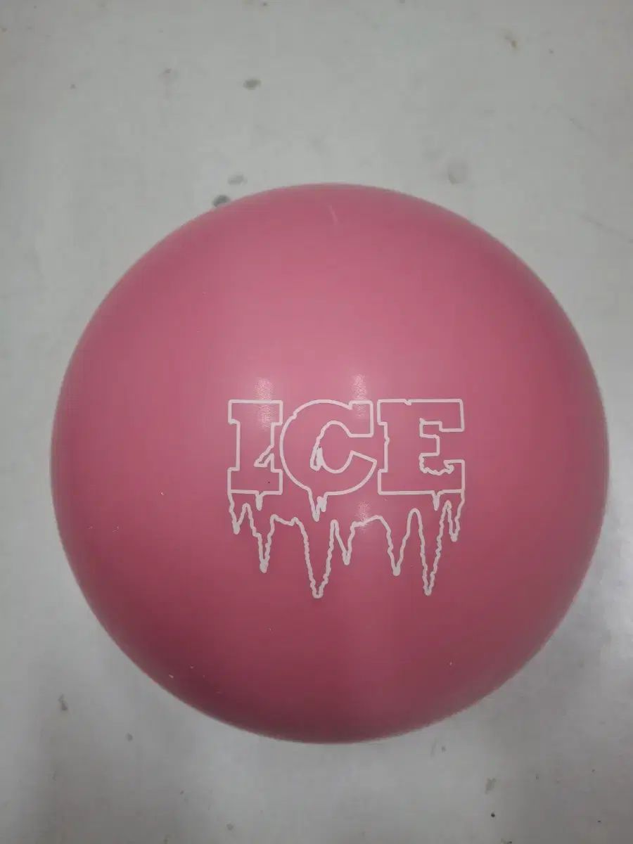 ボーリングボール-ストーム アイス 14 パウンド-スペアボール|復元 完了した ボール