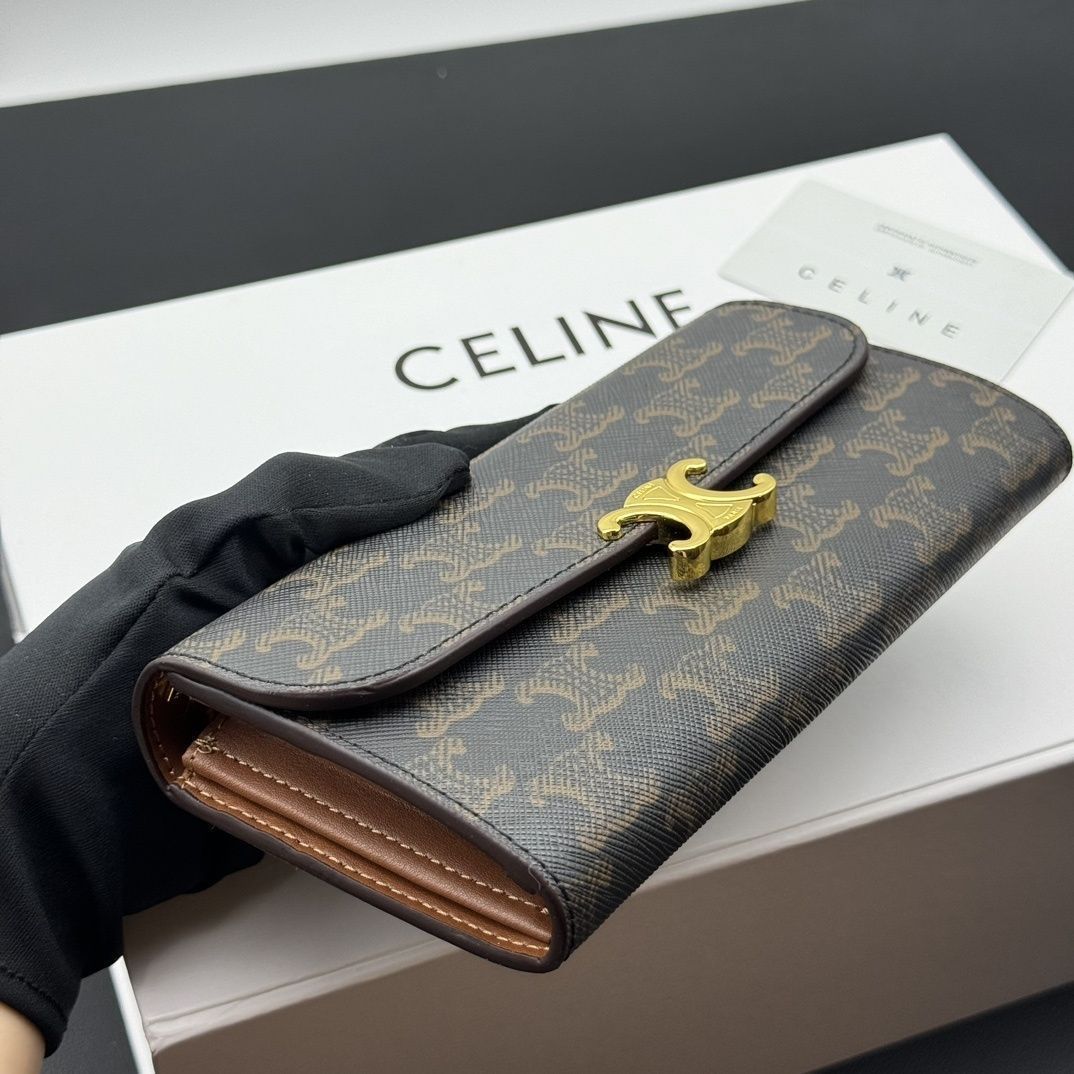 ⭐︎最終お値下げ中⭐︎CELINE ウォレット 二つ折り財布 最終値下げ 