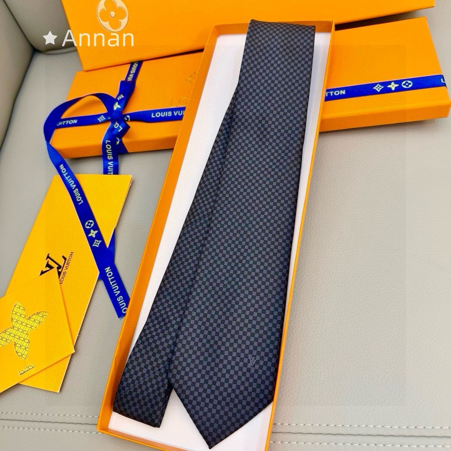 【LOUIS VUITTON】メンズ ネクタイ 未使用品 未使用に近い LOUIS VUITTON ルイヴィトン メンズ ネクタイ - メルカリ