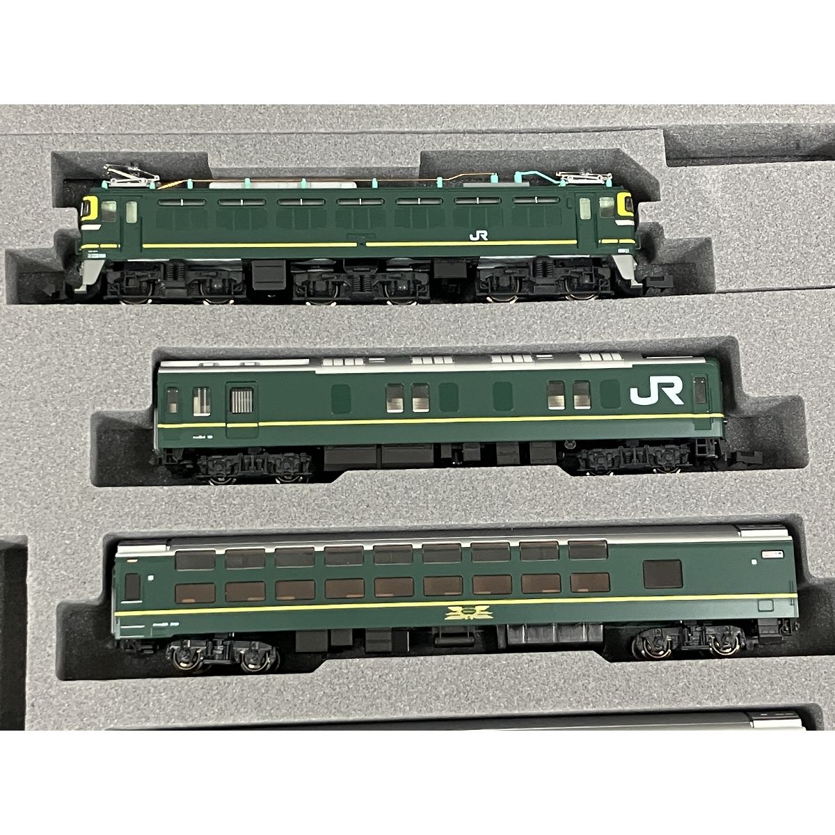KATO10-869　EF81＋24系寝台特急トワイライトエクスプレス7両セット KATO 10-869 24系 寝台特急 「トワイライトエクスプレス」 7両 基本