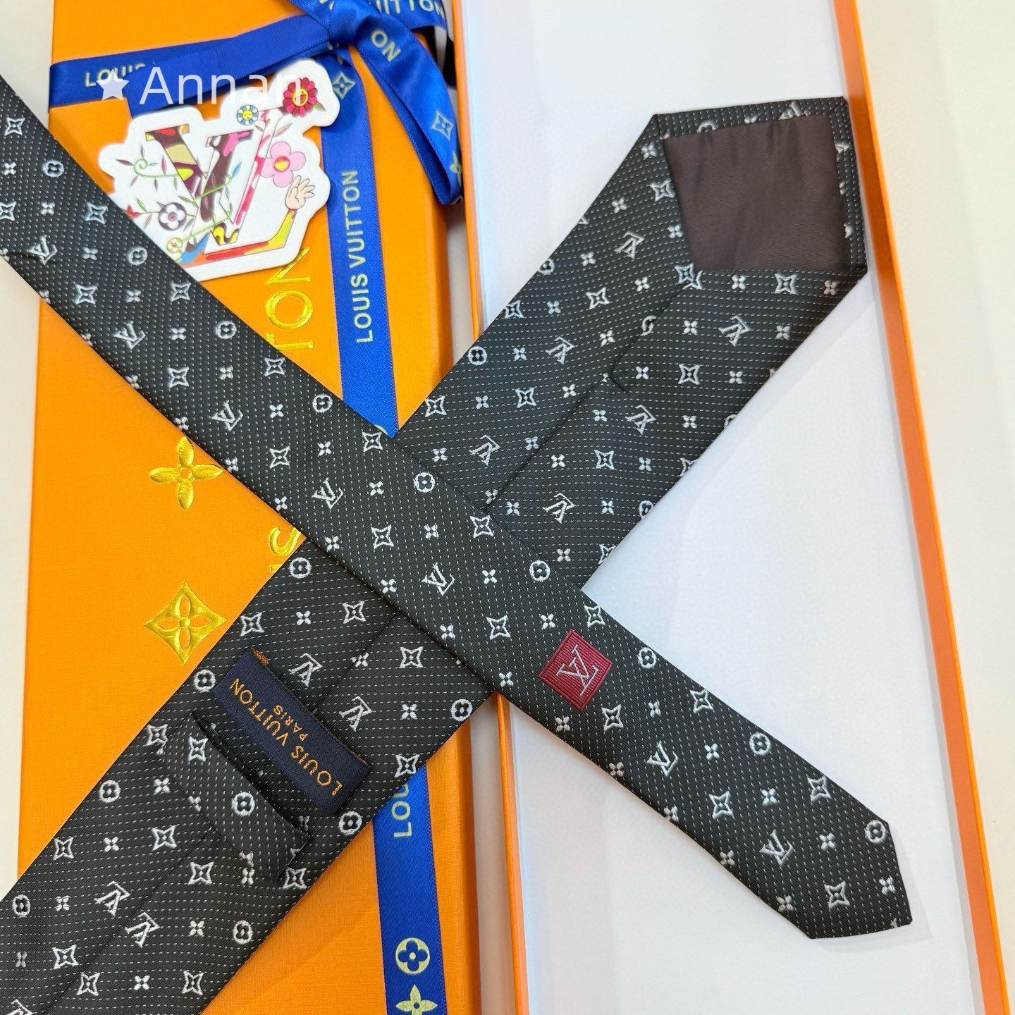 箱付き LOUIS VUITTON ルイヴィトン メンズ ネクタイ - メルカリ