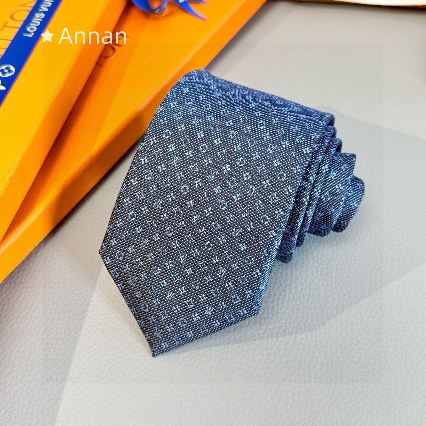 新品　ルイ・ヴィトン ネクタイ LOUIS VUITTON（ルイ・ヴィトン） モノグラム メンズ ネクタイ