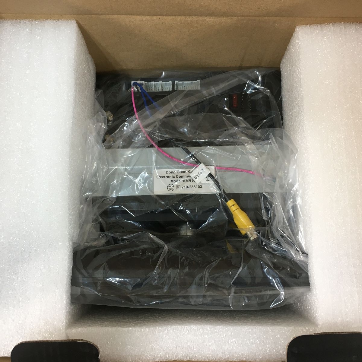 未使用 Kasuvar KAR10C ディスプレイオーディオ 10インチ カー