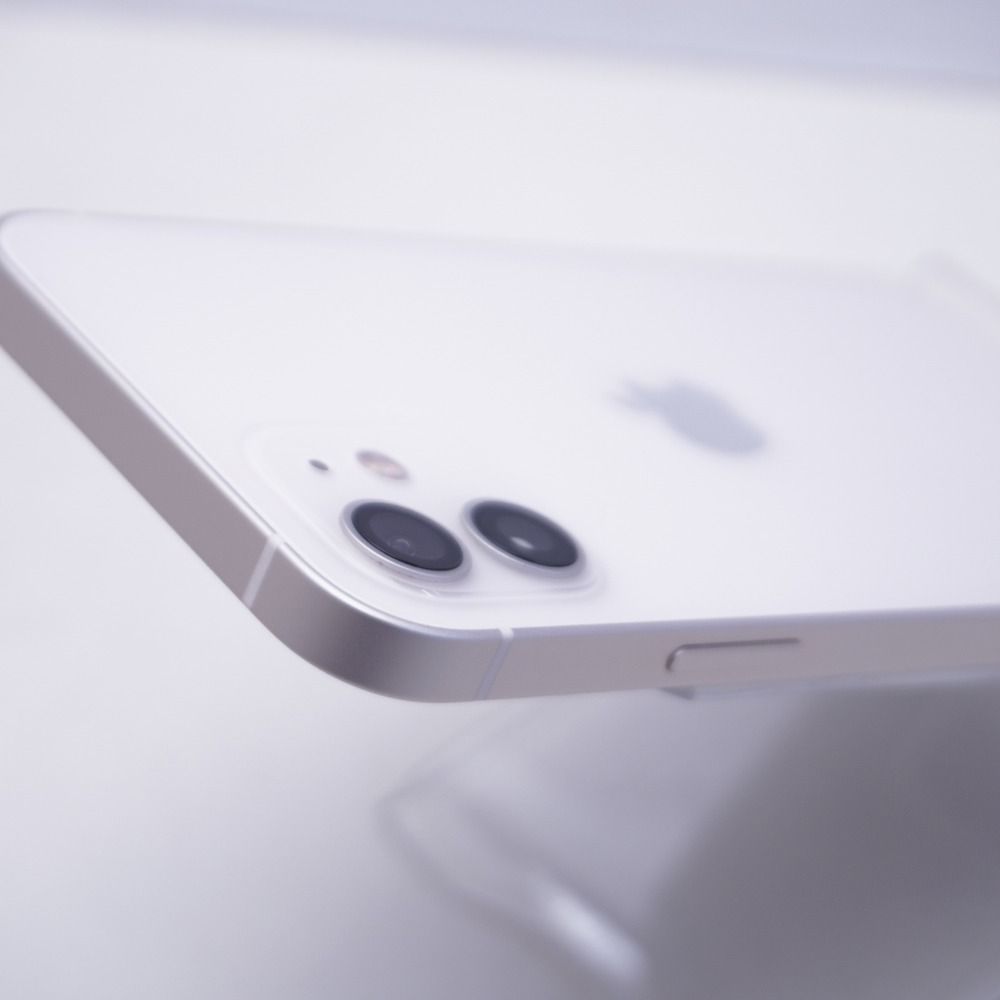Apple iPhone12 128GB ホワイト MGHV3J/A - メルカリ