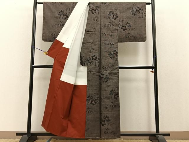 平和屋着物○都喜ヱ門 本場大島紬 純泥染め 9マルキ 花苑の宴 藤絹織物