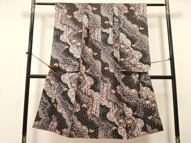 平和屋着物 七五三 女の子 ７歳 祝着 四つ身 舞蝶枝梅文 金彩 ma