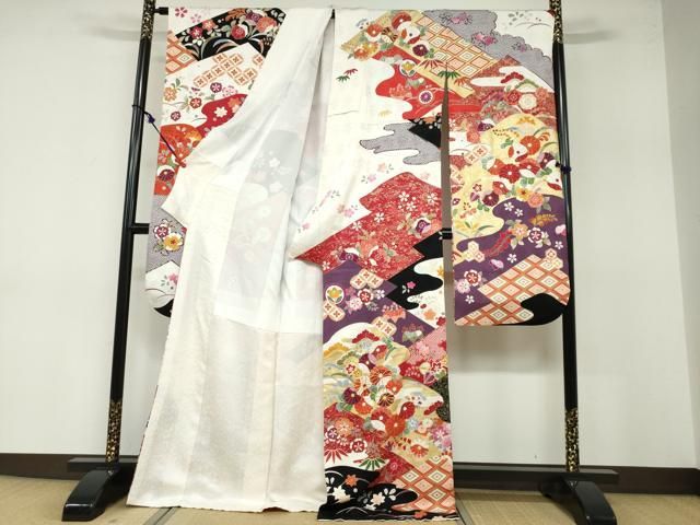 平和屋着物●豪華振袖 駒刺繍 流水吉祥草花文 金彩 正絹 ud