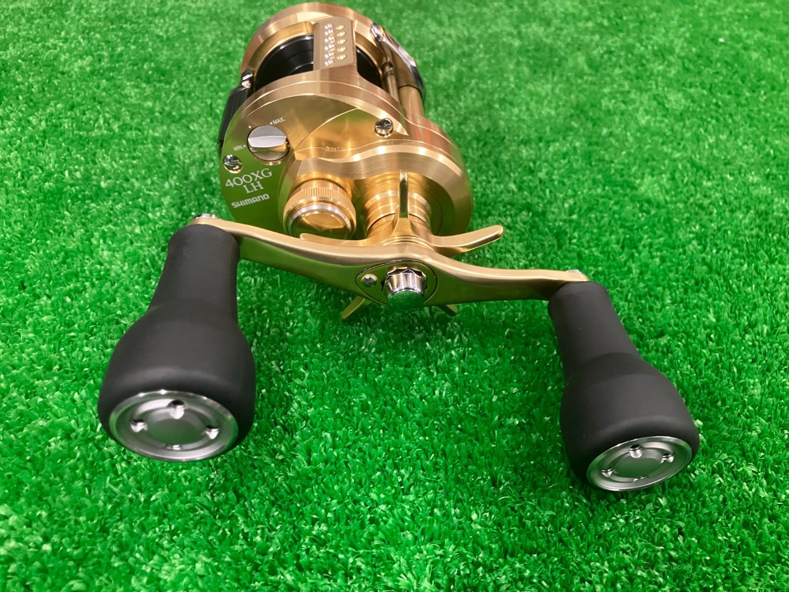 豊中店 シマノ 23カルカッタコンクエスト MD 400XG LH - メルカリ
