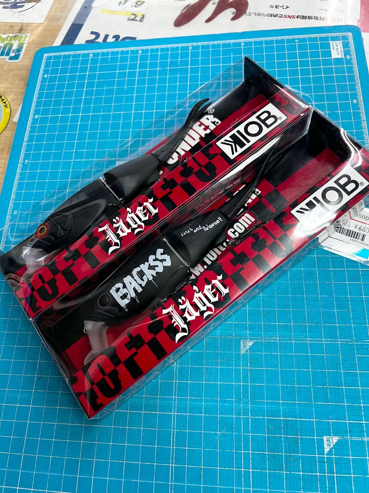 舗併売 テンフィートアンダー イェーガー