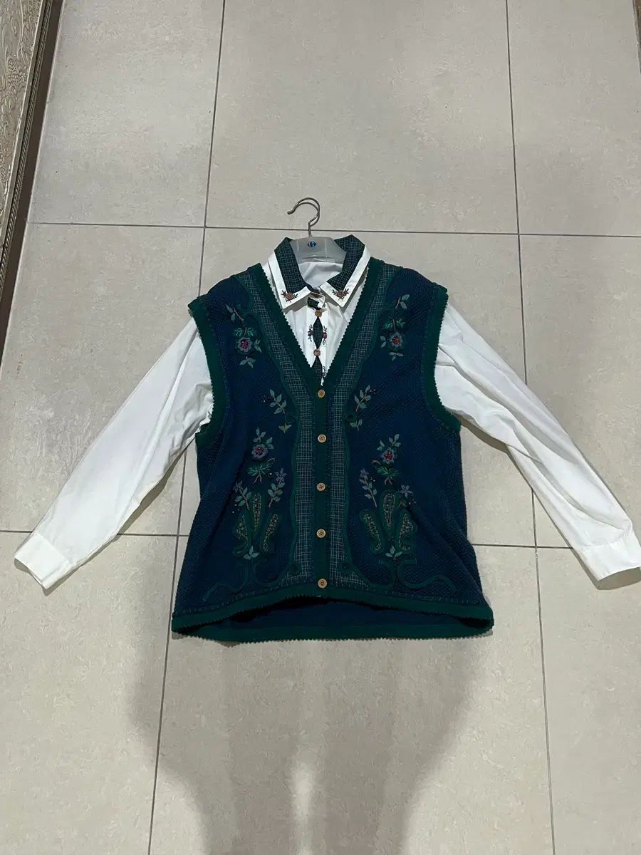 イギリス ヴィンテージ ニット ベスト シャツ セット