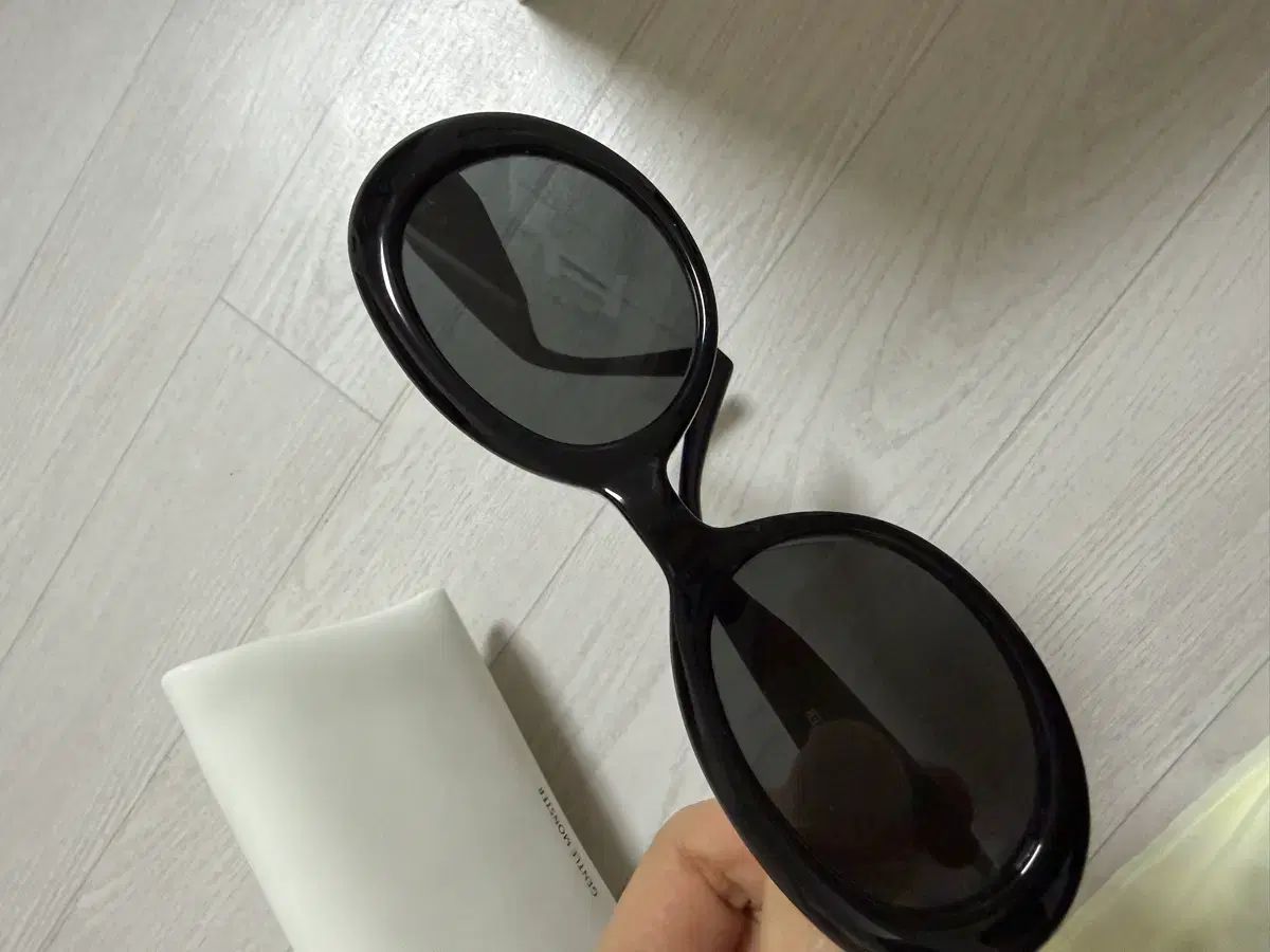 GENTLE MONSTER ジェントルモンスター サングラス ラモード