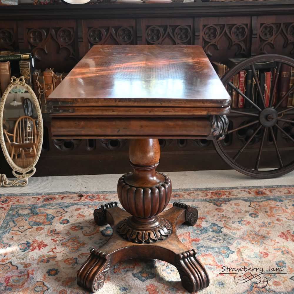 L3705-220 英国アンティーク ヴィクトリアン ゲームテーブル テーブル L3705-220 英国アンティーク ヴィクトリアン様式 バーズアイ