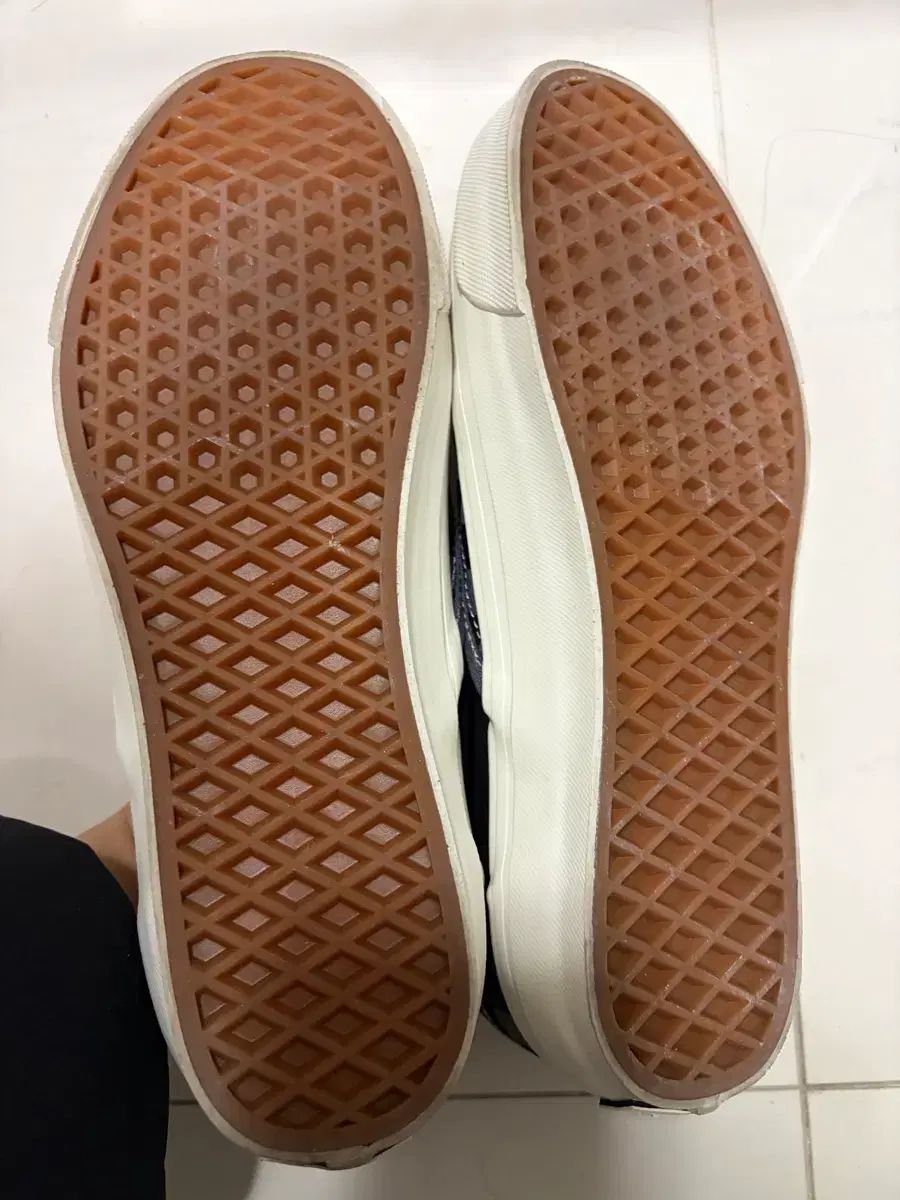  ヴァンズ スリップオン リイシュー チェッカーボード ブラック|グレー 260 スニーカー 靴