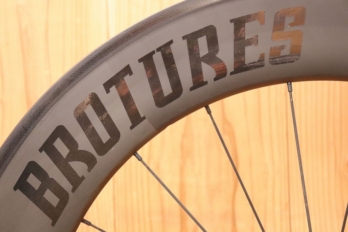 ブローチャーズ BROTURES シュレッド SHRED 88 カーボン クリンチャー