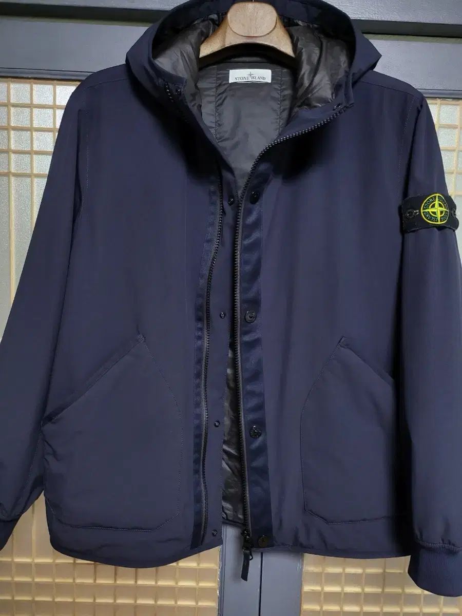 XXL ストーンアイランド プリマロフト ソフトシェル ジャケット - メルカリ