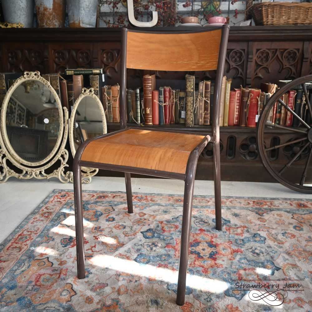 L 3710-4-2 フランスアンティーク ヴィンテージチェア アンティークチェア キッチンチェア チェア ダイニングチェア スタッキング スクールチェア 椅子 イギリス