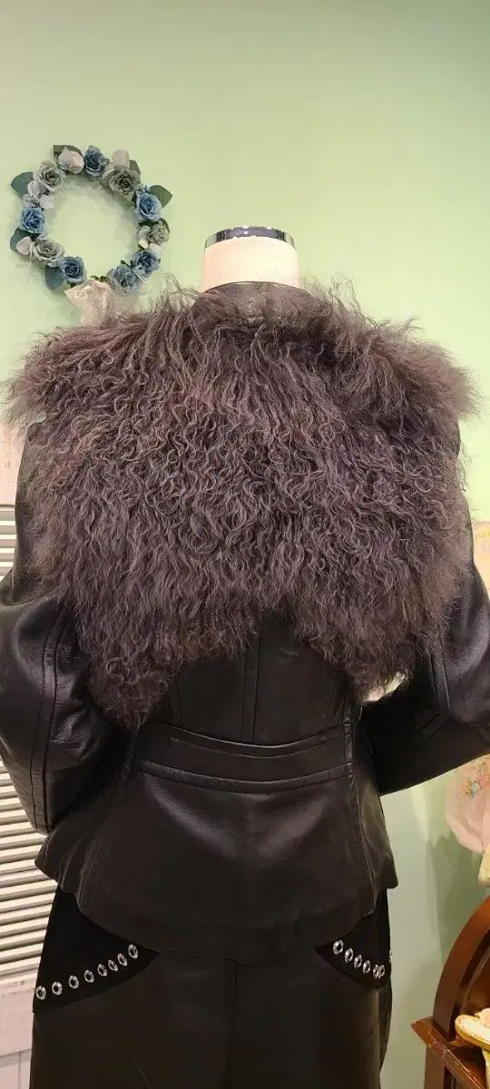 「夏限定でお得！」 チベットラムフルスキン1匹物95x60cmGNラストチャンス 夏限定でお得！」 チベットラムフルスキン1匹物95x60cmGNラストチャンス 夏