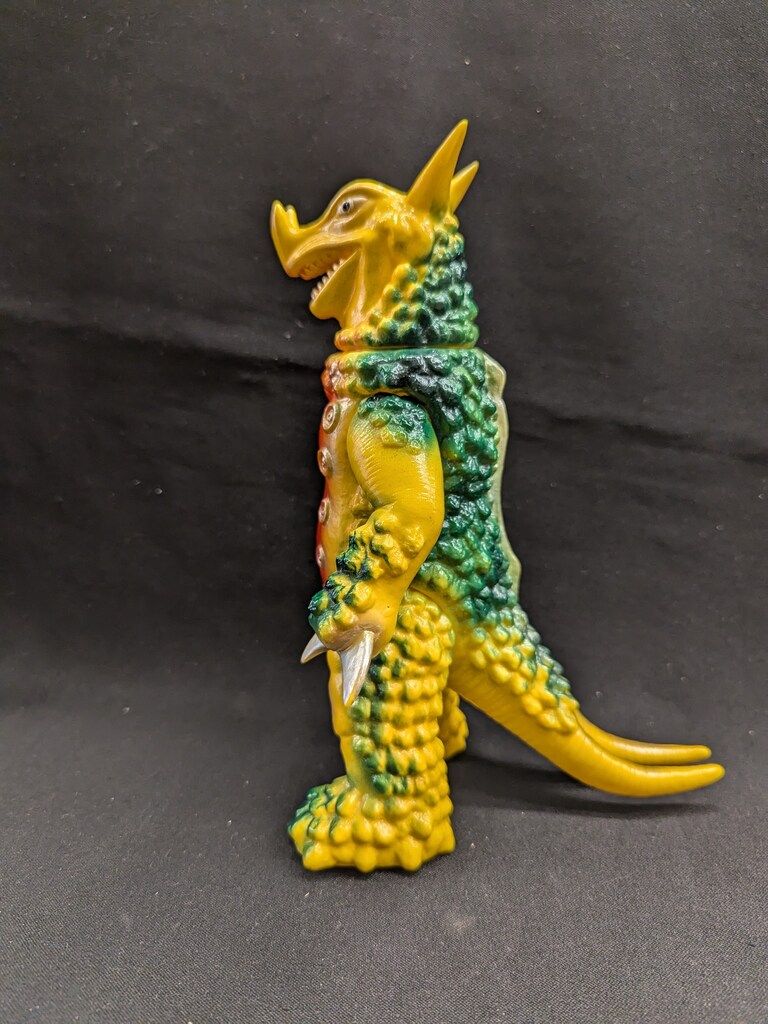 ベアモデル オール怪獣コレクション レッドキラー 黄 緑 赤