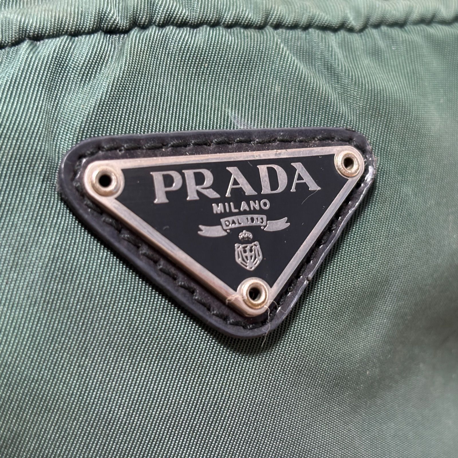 PRADA プラダ ナイロン ポーチ グリーン 緑 三角ロゴ トライアングル 