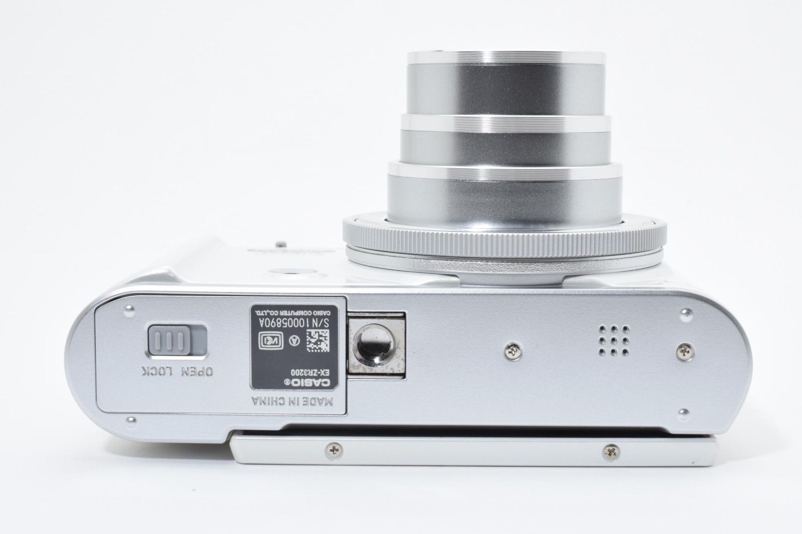 ☆美品☆ CASIO カシオ HIGH SPEED EXILIM EX-ZR3200 HS WE コンパクト