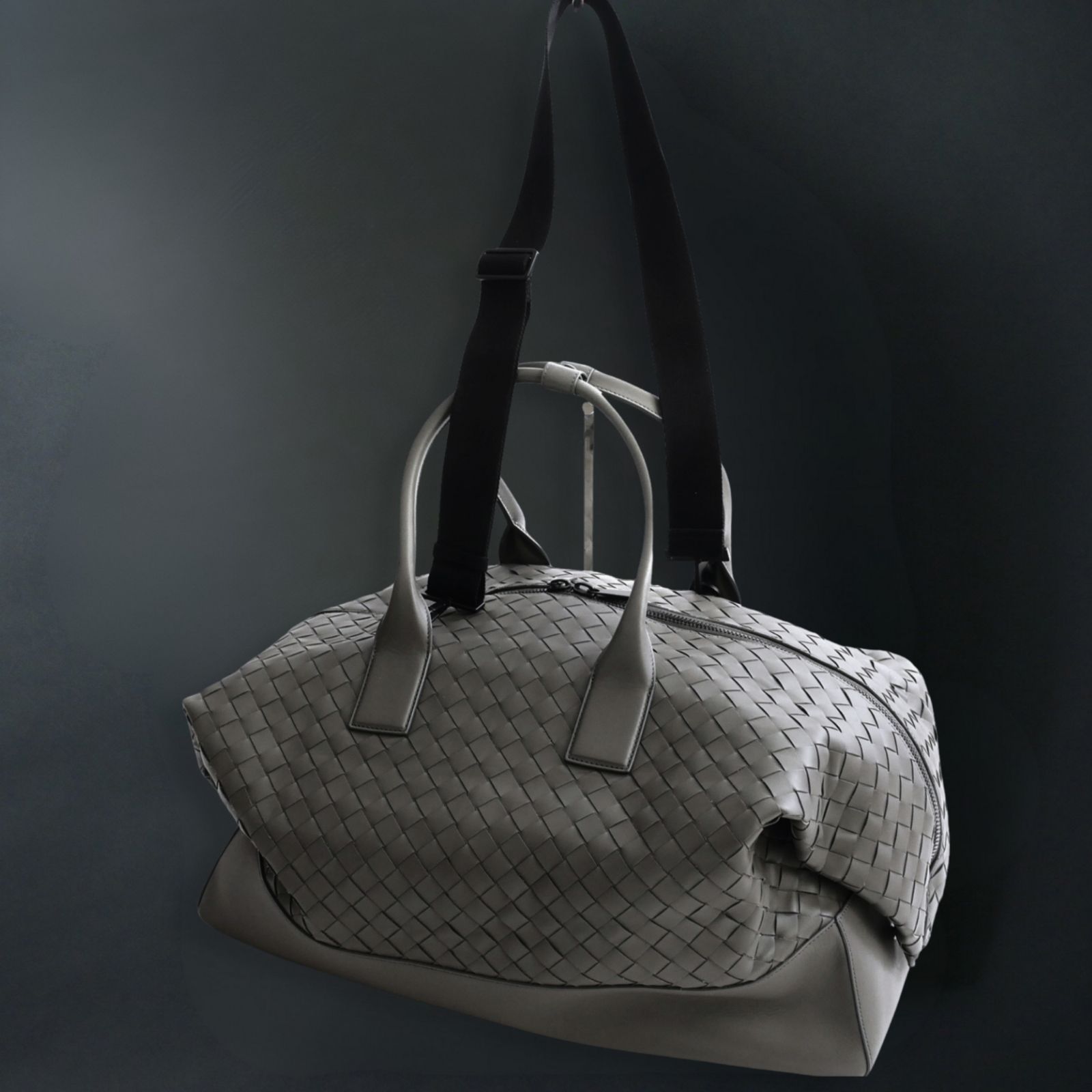 dt183○迫力のイントレ○BOTTEGA VENETAボッテガヴェネタ○イントレ